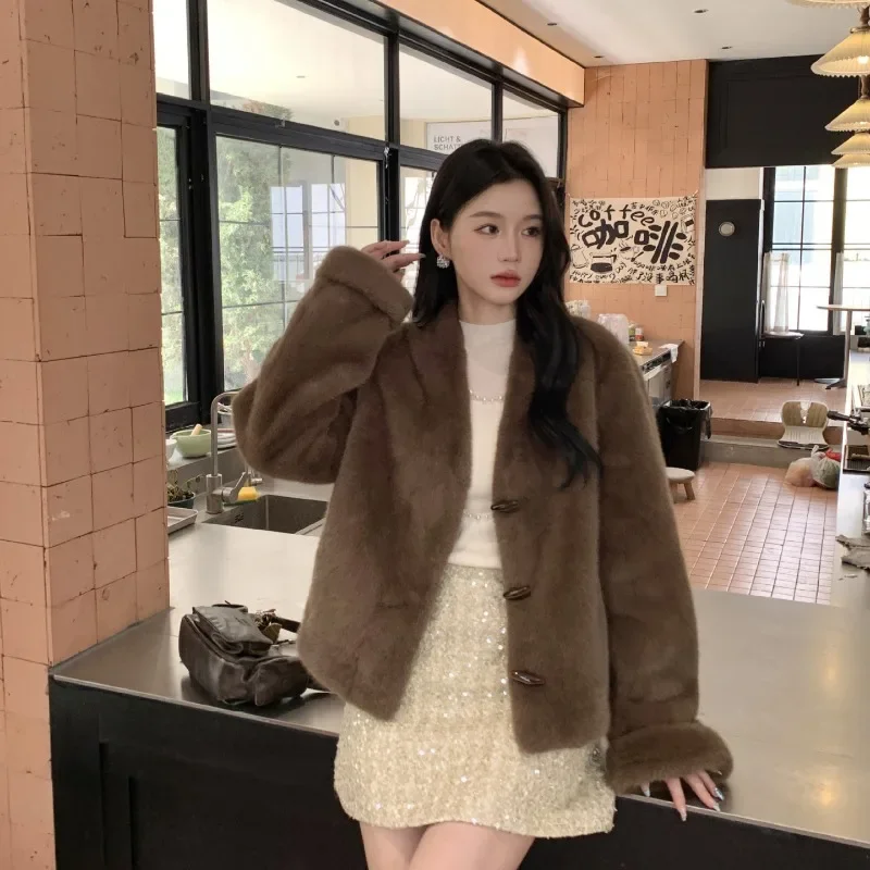 New Style Women's Winter Coat, High Quality V-neck Short Loose Real Fur Top Simple Temperament Thick Warm Jacket for Party Coats