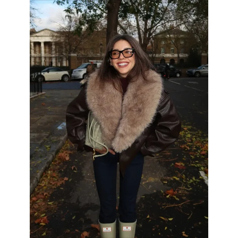 Retro Fur Collar Leather Jacket Women Detachable Lapel Thick Full Sleeve Double Breast Bomber Coat Winter Street Outerwear