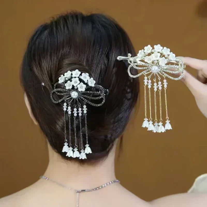 Pinza para el pelo con borla de orquídeas y campana para mujer, pinza para el pelo elegante con hebilla de rana, coleta trenzada, tocado exquisito para mujer 2023