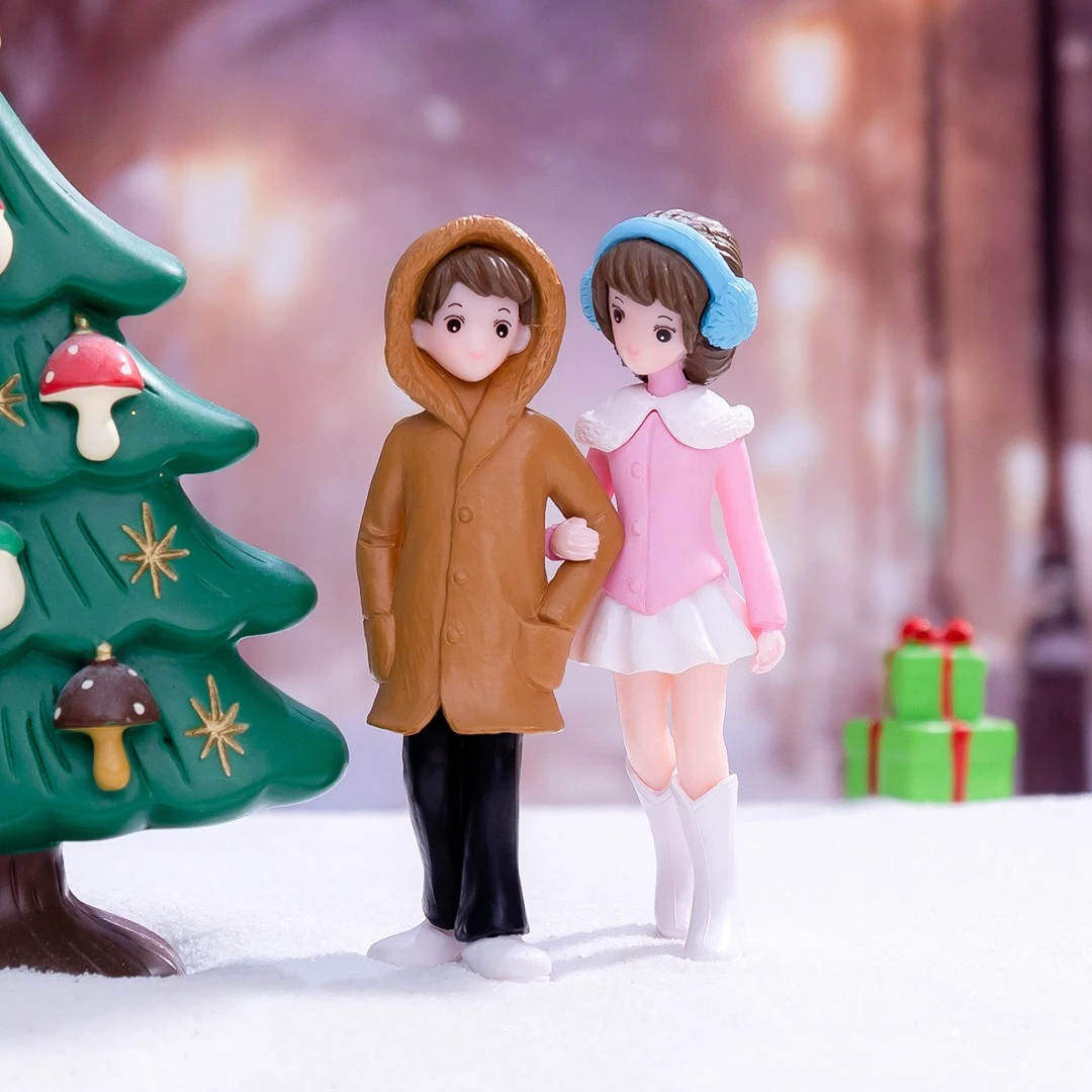 2 Pcs Micro Landscape Creative Couple Romantic Snow Christmas Tree Landscaping Ornament Accessories Tabletop Decoration Crafts