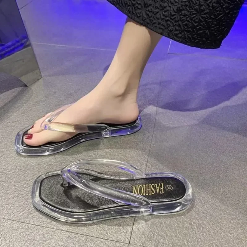 

New Flip Flops for Women in Summer 2025 Fashionable Versatile Crystal Transparent Jelly Pinch Toe Butterfly Bow Sandals Slippers