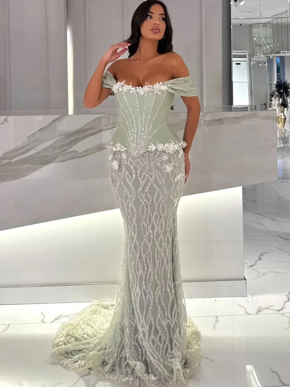 Jasnozielona suknia wieczorowa w stylu syreny z koralikami, sztywny gorset, stylowa suknia na przyjęcie weselne, szyta na miarę, wykwintna suknia na czerwony dywan.