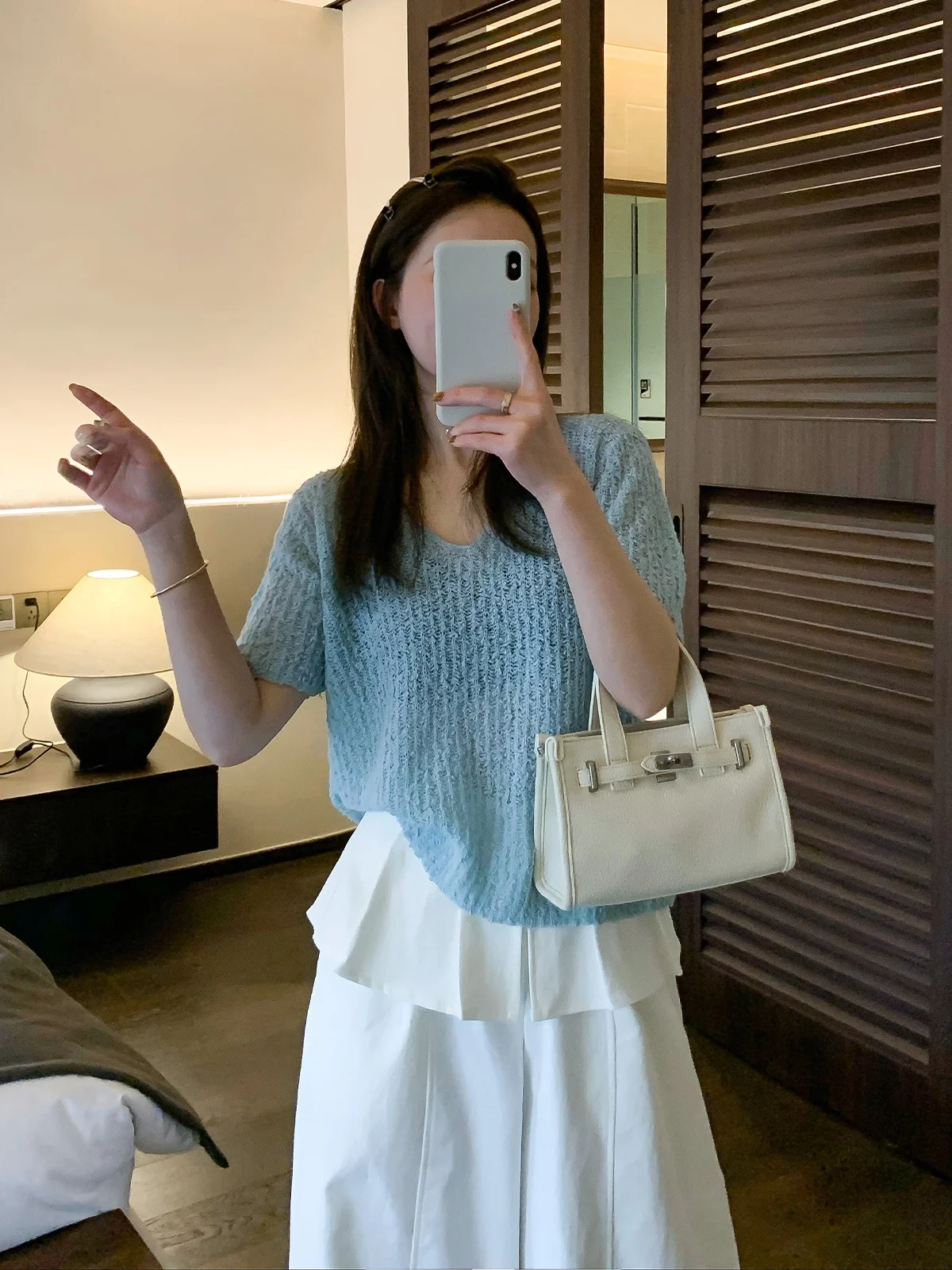 

Love Devil Fi Women's Knitted Wool T-irt ort Sve V-ne Loose Overhead Spring 2026 Faion Commute Sle