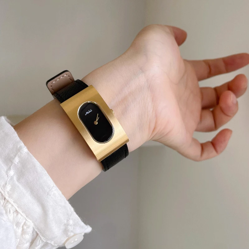 High-Quality Luxury Stainless Steel Black Gold Leather Square Watch Trendy Fashionable Elegance 2025 Luxury Ladies' Watch