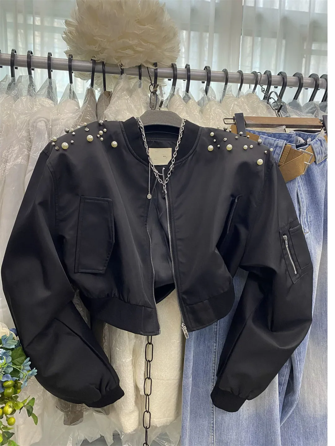 Korean Style Short Baseball Jacket Women's Design Sense Sequin Decoration Zipper Coat Trendy Commute Loose Fit Antibacterial