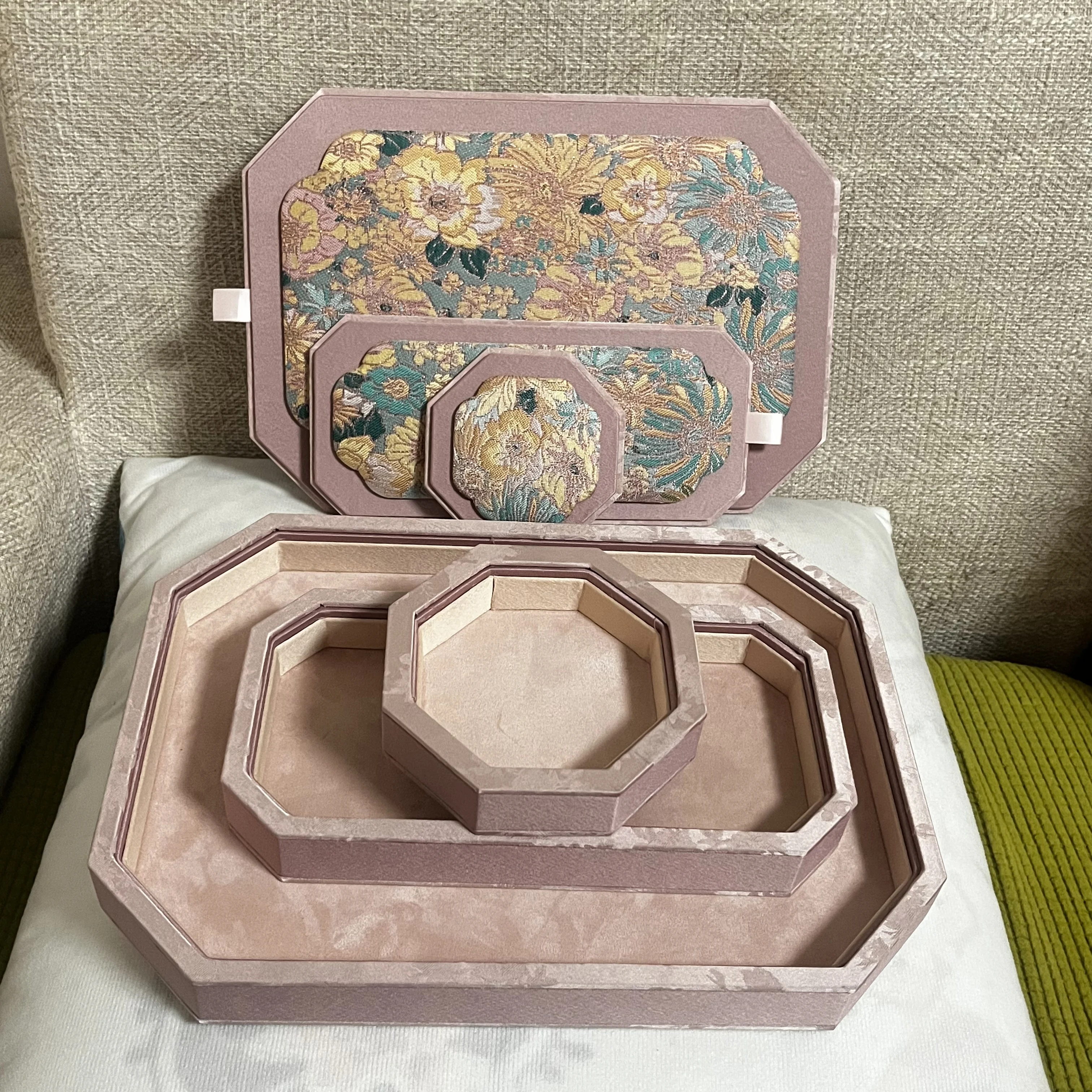 Silk Satin Chinese Jewelry Tray, Eid Mubarak Luxury Display Plate for Gold Beads & Bracelet, Photo Prop & Storage Organizer