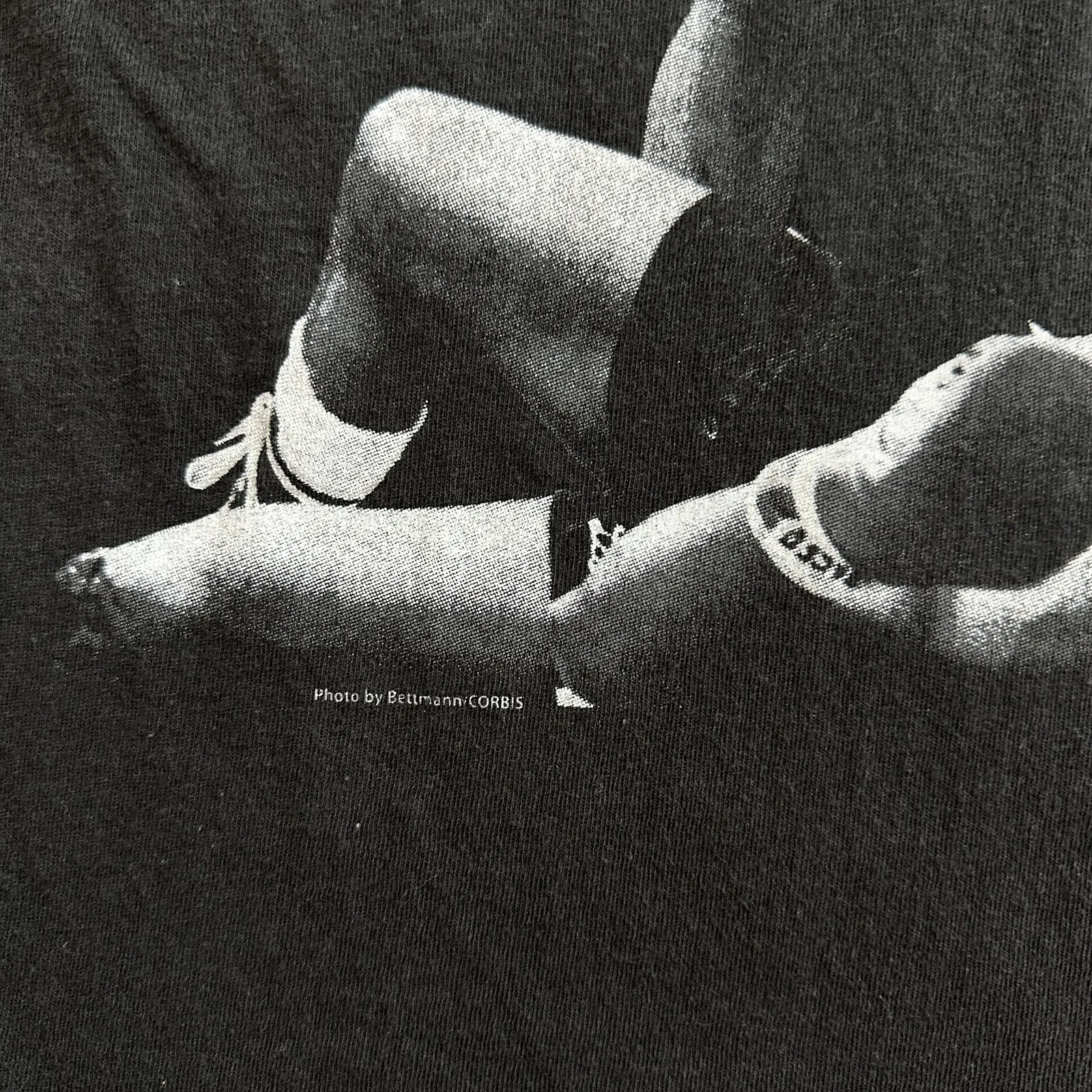 قميص محمد علي رجالي متوسط أسود وأبيض للملاكمة سوني ليستون بأكمام قصيرة