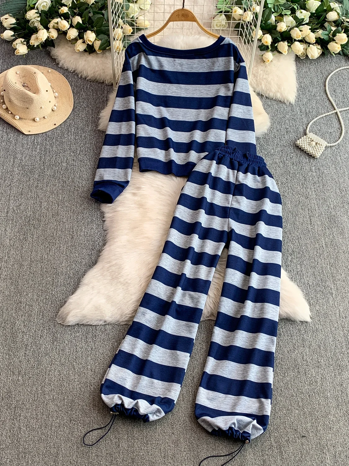 Casual listra padrão cintura alta calças de ajuste fino e longo sve redondo ne topo feminino faion conjunto de duas peças outono wear