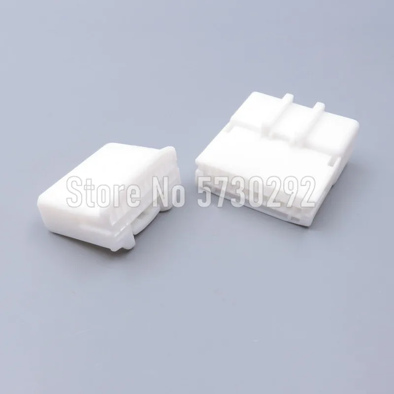 24P 1473413-1 1318917-1 Car Audio Navigation Rearview Wiring Harness Plug Automotive Socket Connector