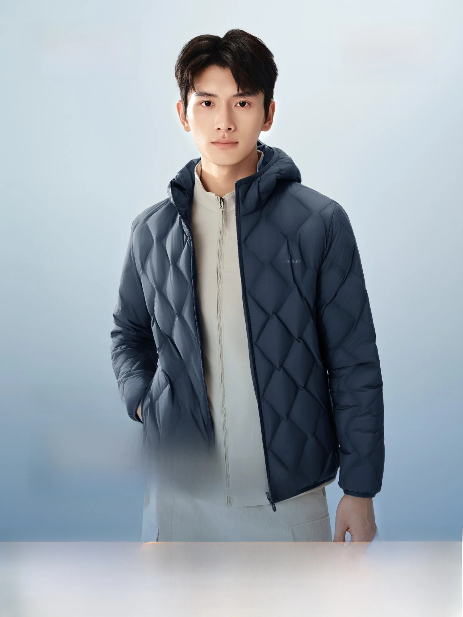 

Мужская легкая пуховая куртка Bosideng 2025 весна, с капюшоном, на гусином пуху, теплая, универсальная верхняя одежда из нейлоновой ткани