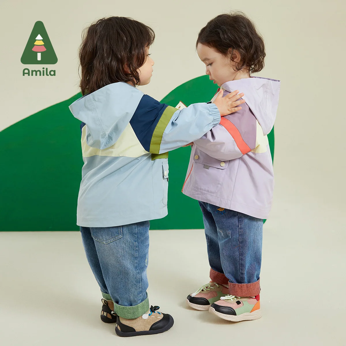 Amila Baby Jacket 2023 Autumn New Contrast Color Design Stitching Adjustable Cuffs Fashion Warm Girls Boys Cute Children Clothes