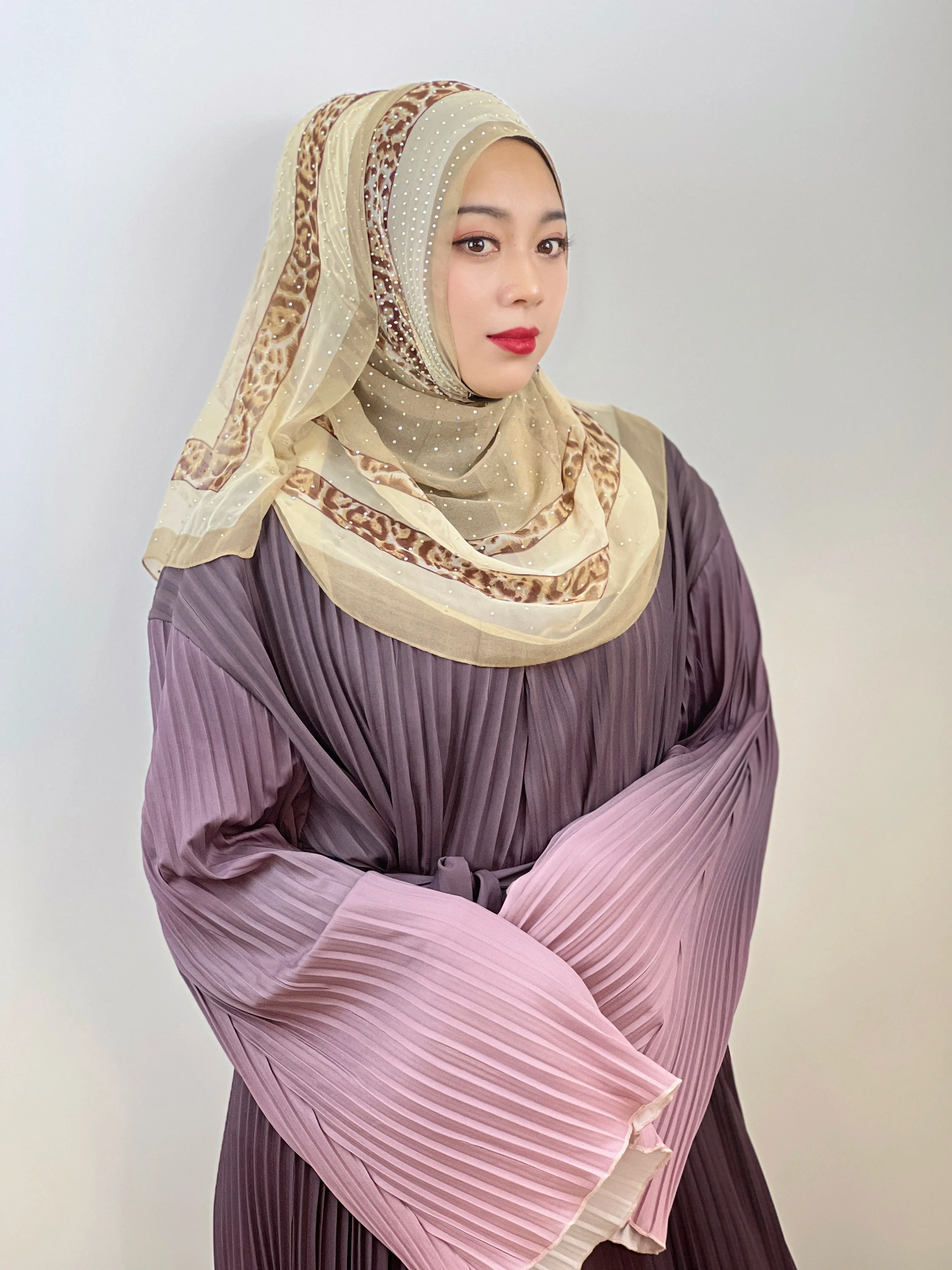 Muslim Leopard Print Hot Drill Turban Ladies Shawl Robe Dress Multi-Layer Color Shawl Arab Islamic Clothing Turban 55*154