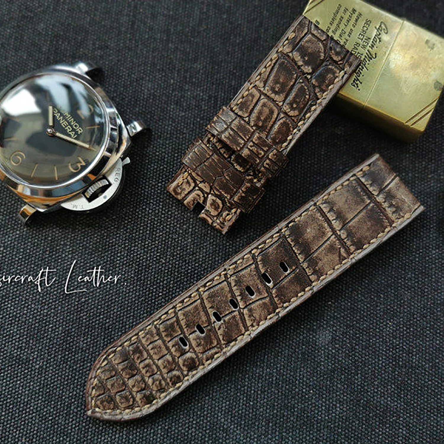 HANDMADE CUSTOM VINTAGE AMERICAN MATTE ALLIGATOR LEATHER, DISTRESSED FINISH, PIN BUCKLE WATCH STRAP