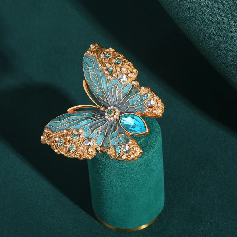 Vintage Large Blue Butterfly Big Cocktail Rings For Woman Crystal Enamel Size 8 Gold Color Luxury Jewelry Designers Accessories