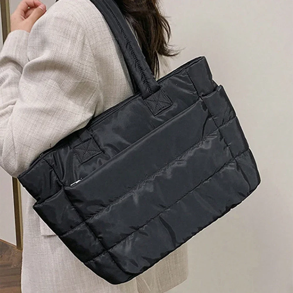 

Lightweight Soft Quilted Handbag Casual Solid Color Large Capacity Commuting Shoulder Bag Fashionable Minimalist Women Tote Bag