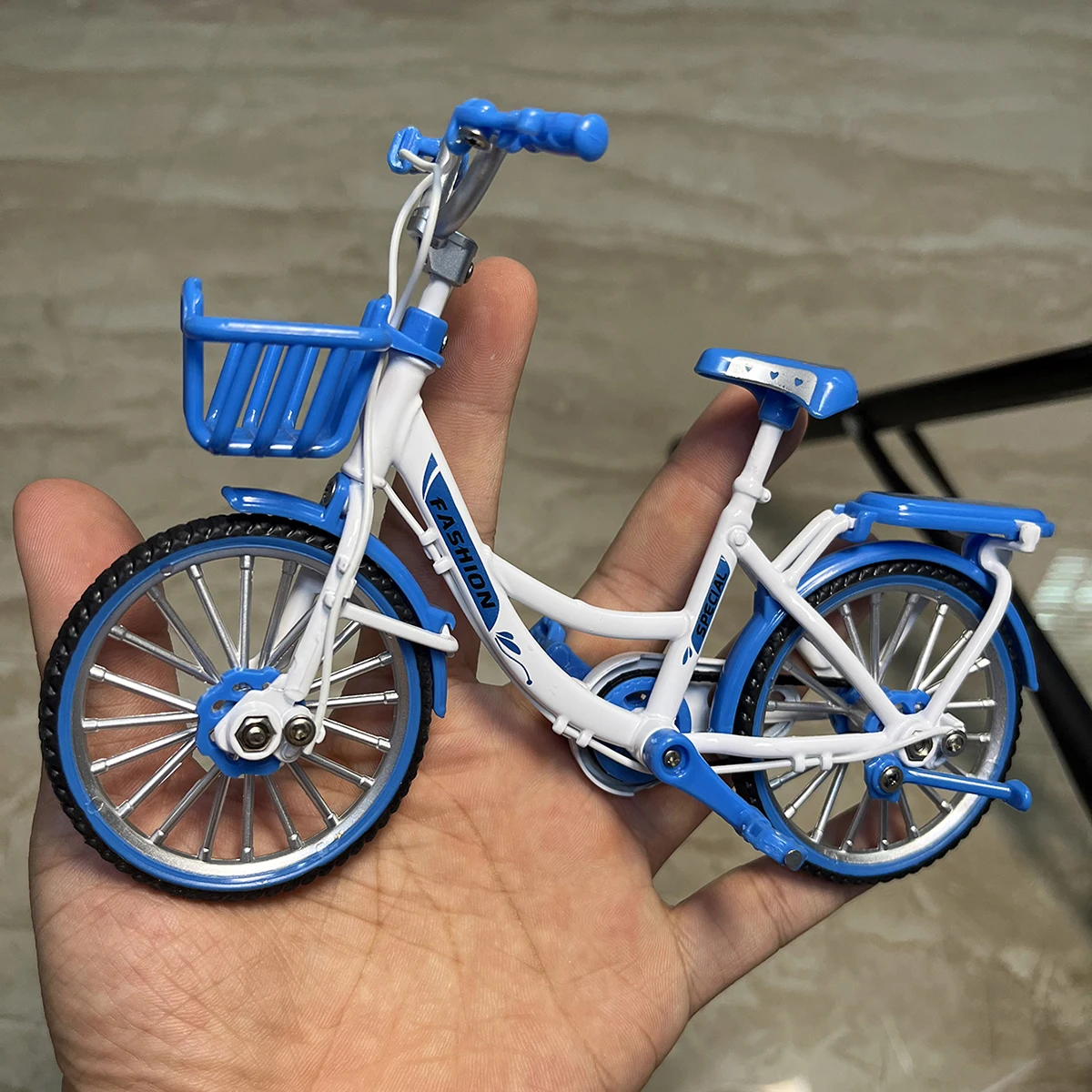 1:10 Mini Model Alloy Biycle Diecast Decoration Model Finger City Metal Bike Adult Simulation Collection Gifts Toys for boys