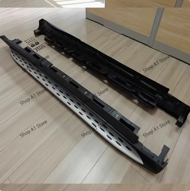 Suitable for Mercedes-Benz GLC260 foot pedal original 16-24 glc300 original glc260L welcome side pedal