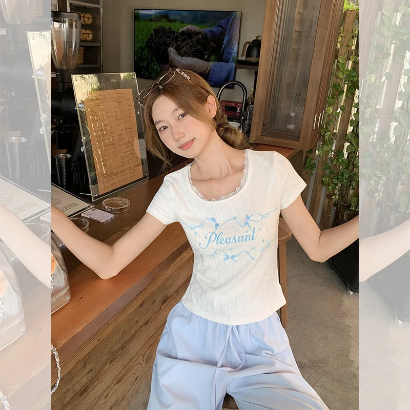 

White Printed Lace Round Neck Regular Shoulder Short Sleeve T-Shirt for Women 2025 Summer New Design Sense Bow Top