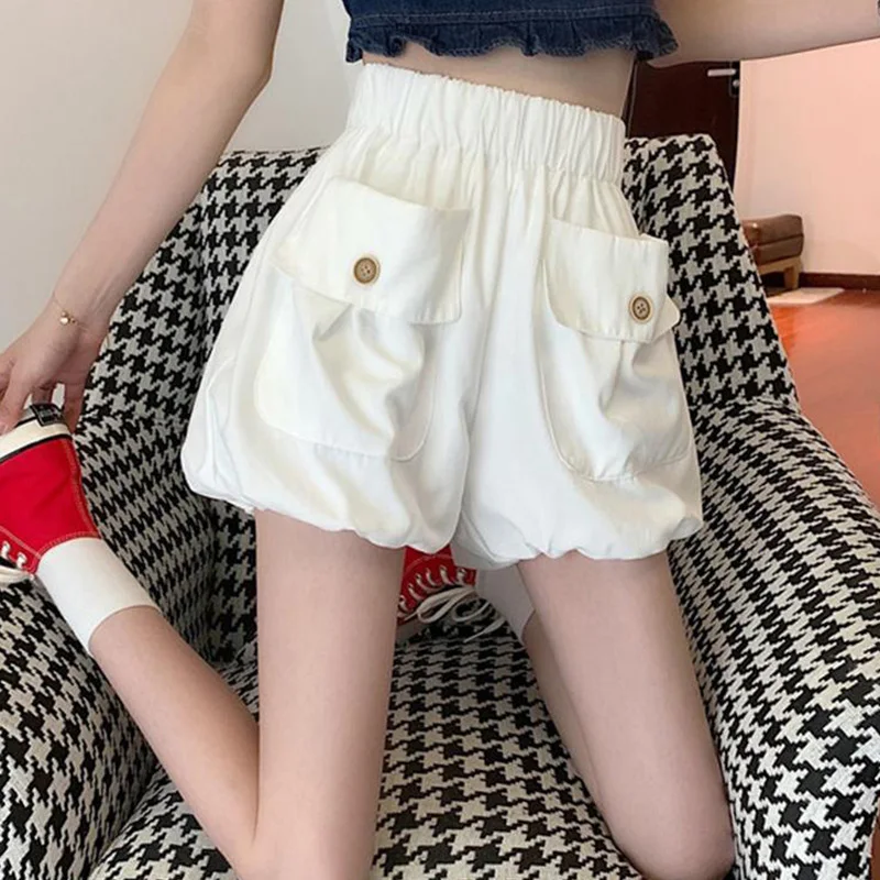 Roupas femininas Coreano Botões Soltos Shorts Verão Tendência Plissada Oversized Femme Bolso Casual Cor Sólida Cintura Elástica Bloomers