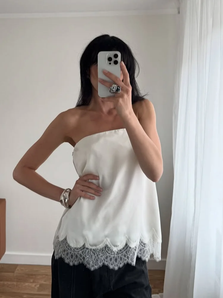 

Женский белый атласный кружевной лоскутный топ без бретелек, элегантный свободный жилет без рукавов с открытыми плечами и открытой спиной, женские уличные топы для отдыха