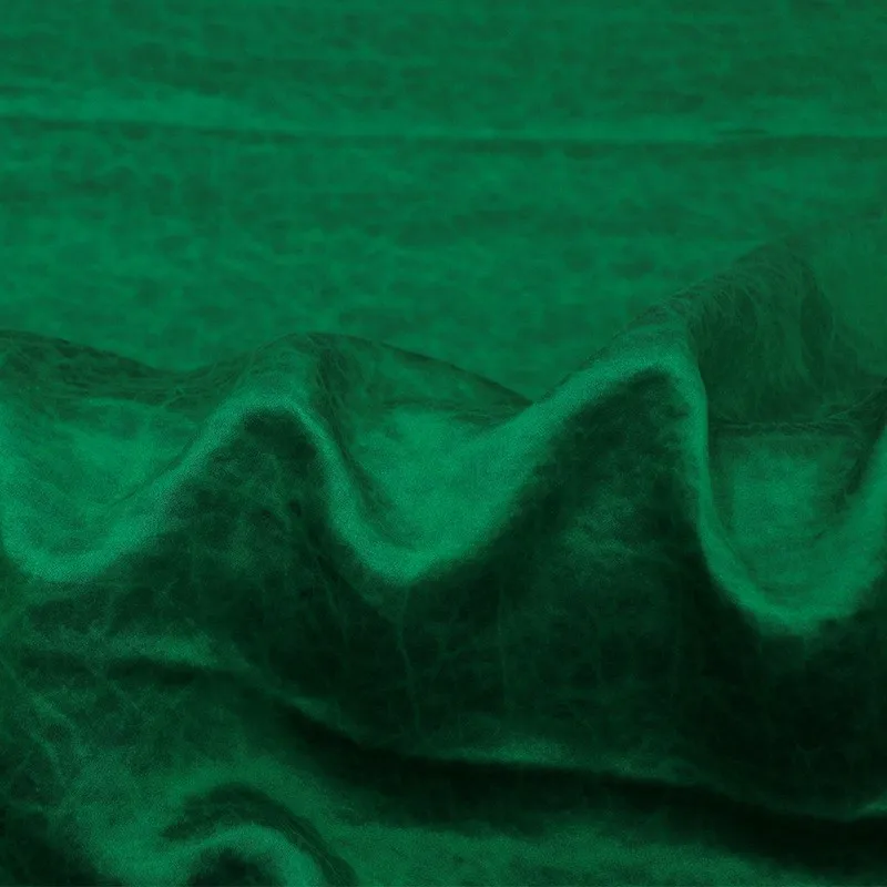 

Spring grass green crack Xiangyunsha silk fabric perfect cheongsam Hanfu shirt satin