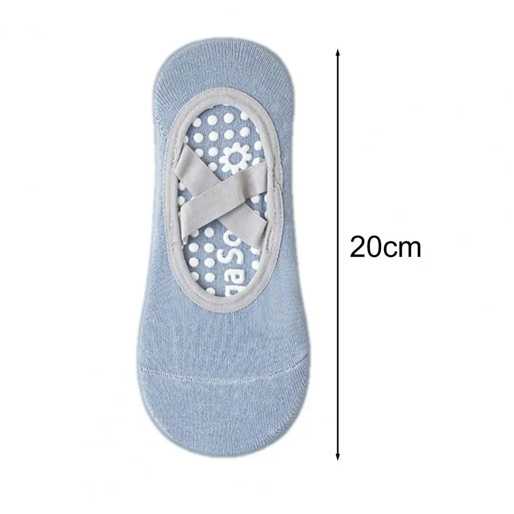 Yoga Socks with Strap Design Women Silicone Anti-slip Socks High Elasticity Yoga Boat Socks with Anti-skid Silicone for Pilates