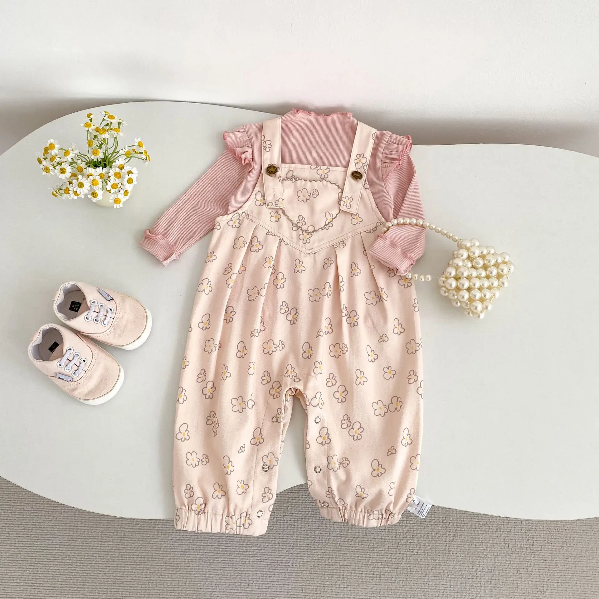 ​​2025 Fall Baby Overalls Floral Print Unisex Long Pants Cute Fashion Jumpsuit with Straps 0 To 4 Years