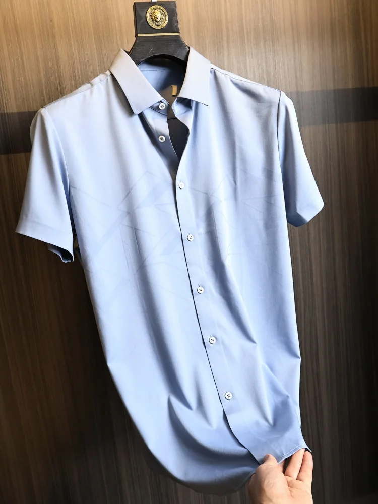 

Soft Breathable Men's Business Shirt Summer Short Sleeve Embroidered Texture Standard Fit Fashion Urban Style Youth Casual Shirt