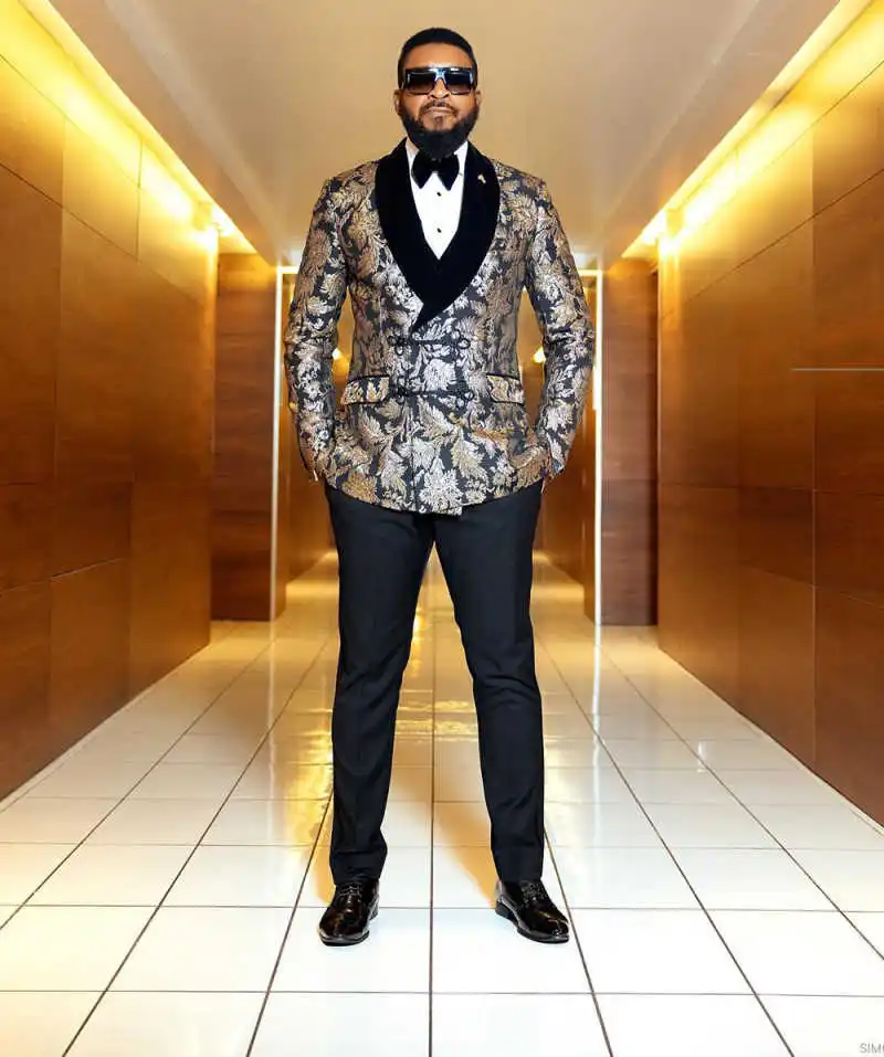 الجاكار الرجال الدعاوى 2 قطعة سترة السراويل شال التلبيب مزدوجة الصدر مناسبات رسمية الأعمال مكتب ارتداء مخصص