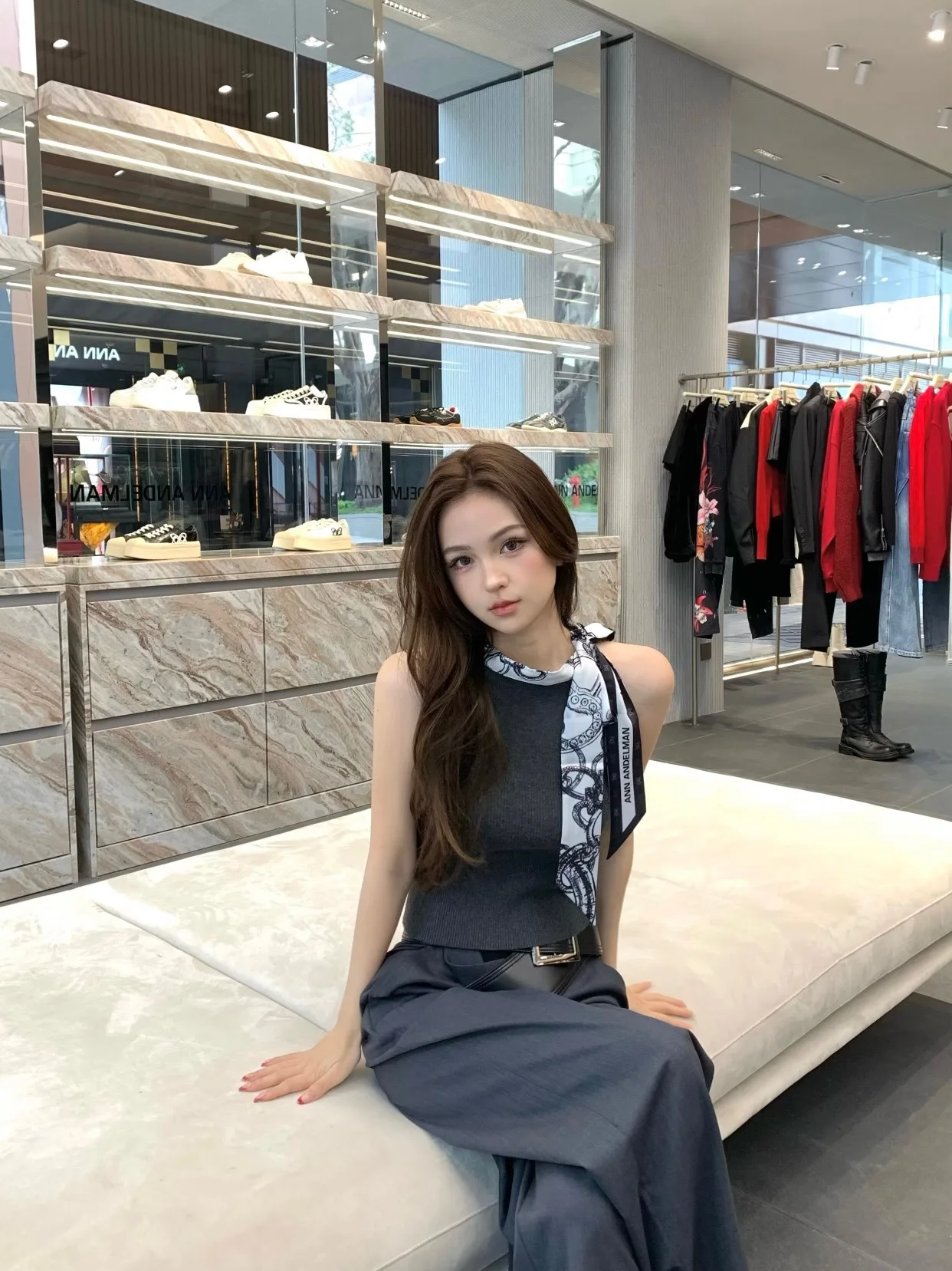 

VIBE Korean Style Printed Silk Scarf Neck Hanging Vest Women's Sleeveless Belted Knitted Top Skin-friendly Breathable Short L...