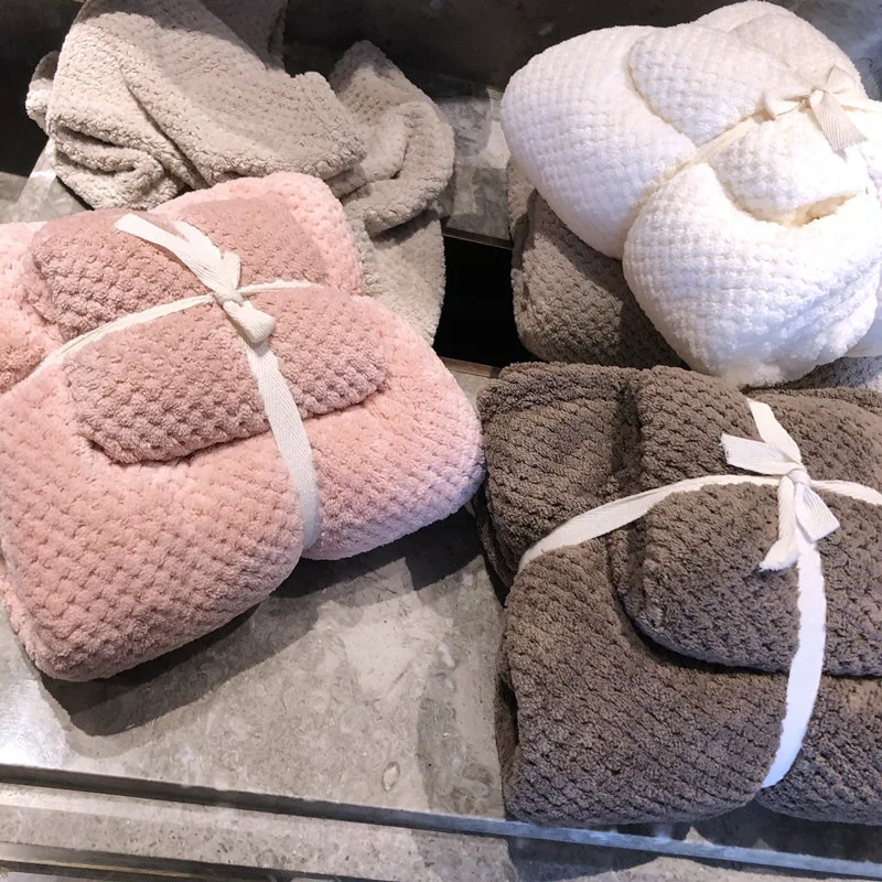 Premium Coral Fleece Towel Set Pineapple Pattern Bath Towel Combo Thick Highly Absorbent Quick Dry Bulk Wholesale Soft