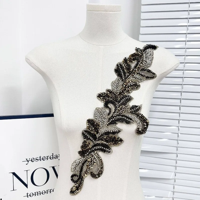 

Multi Colored Luxury Handmade Nail Bead Gold Thread Embroidery Lace Decal Patch Wedding Banquet Dress Decoration Accessories