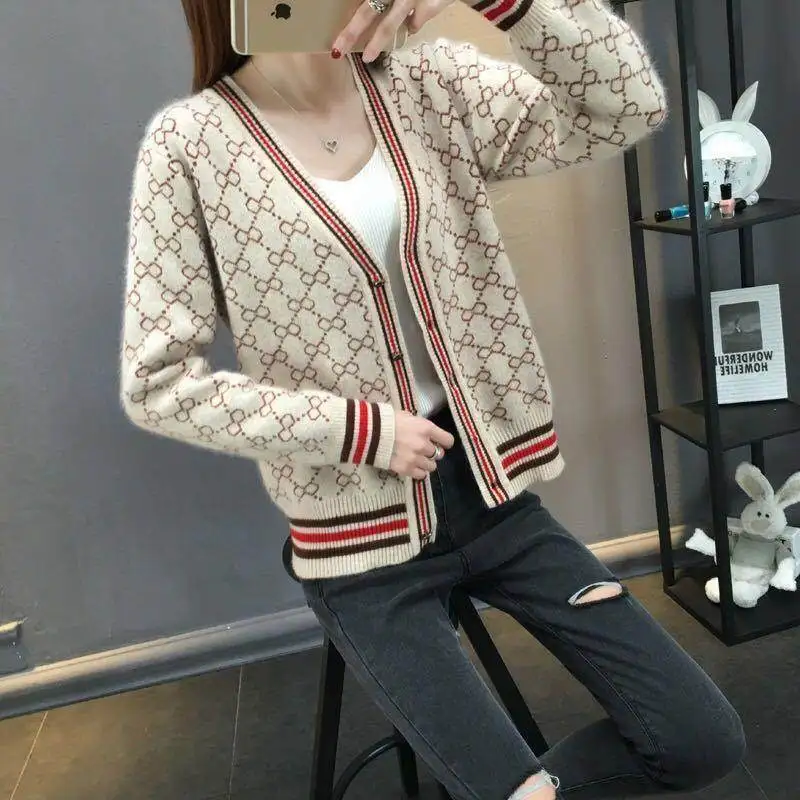 Herbst Winter Neue Mode Jacquard Strickjacke Weibliche Kleidung Vintage Lose Einreiher Pullover