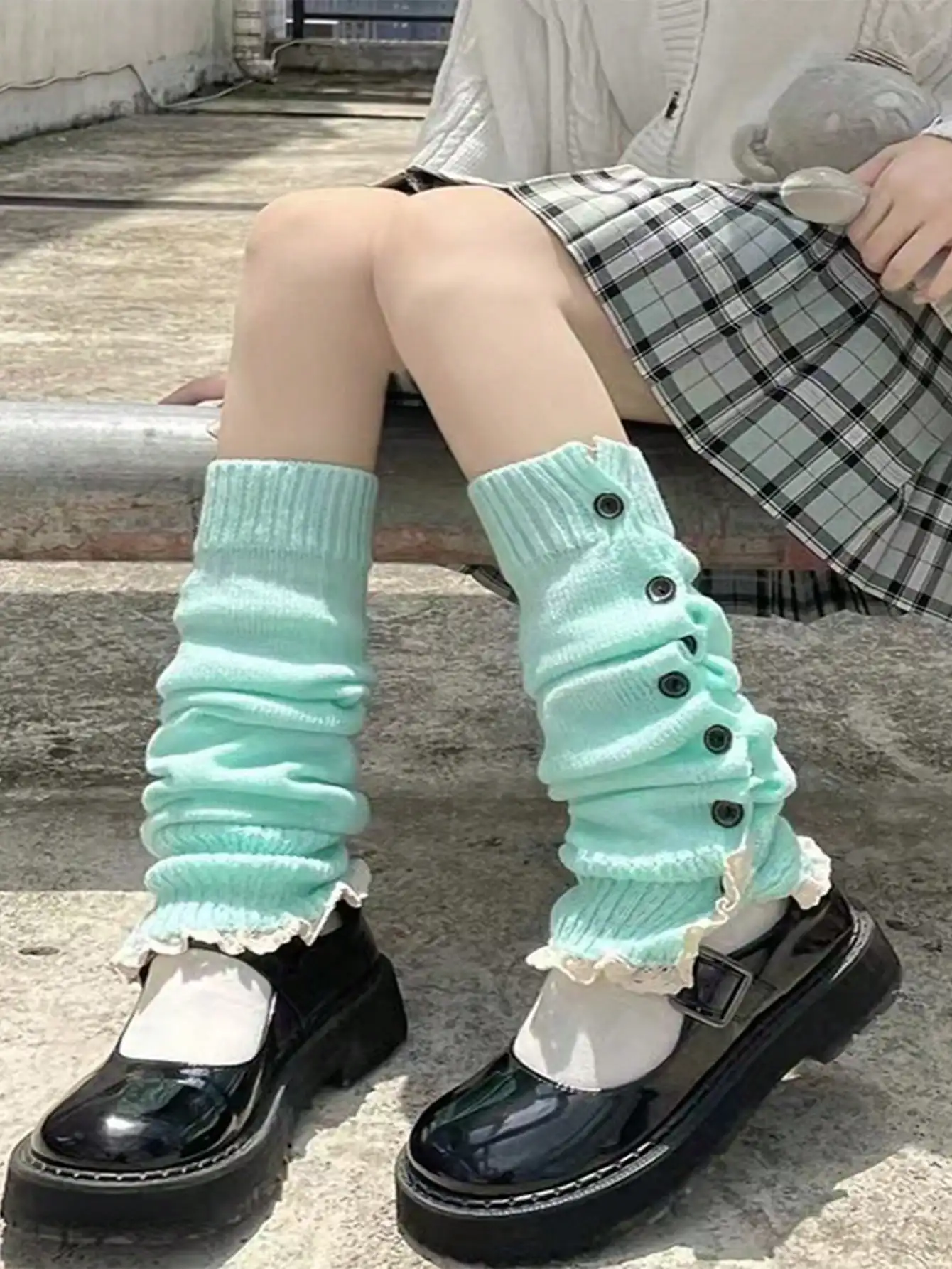 A pair of knitted JK socks, children's white long leg socks, leg covers for spring and autumn warmth, Lolita pile socks, Lolita