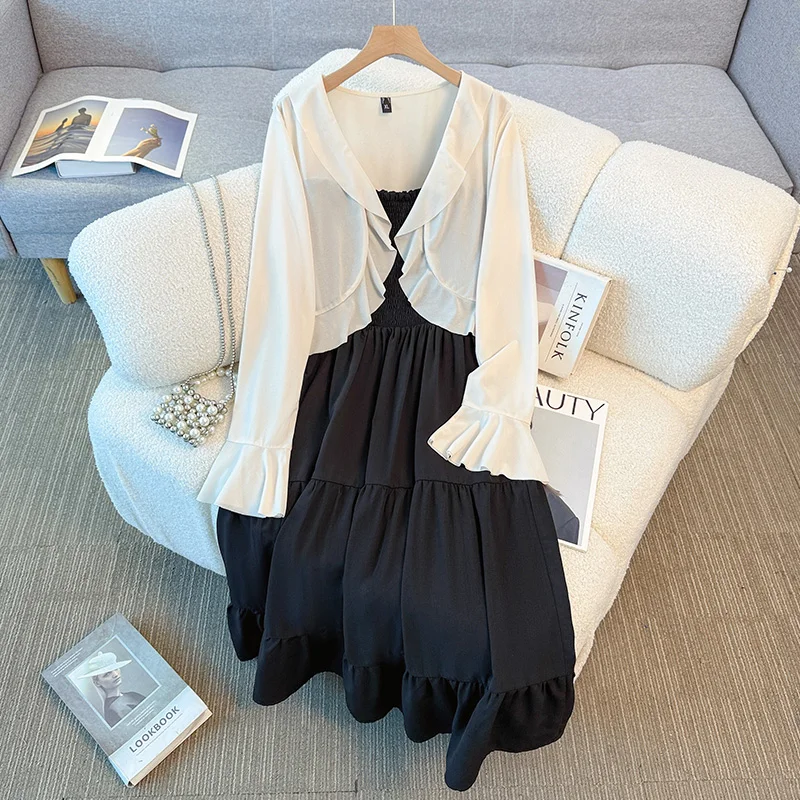 

Plus size, black camisole dress is loose and comfortable, suitable for beach vacations or special occasions 3520