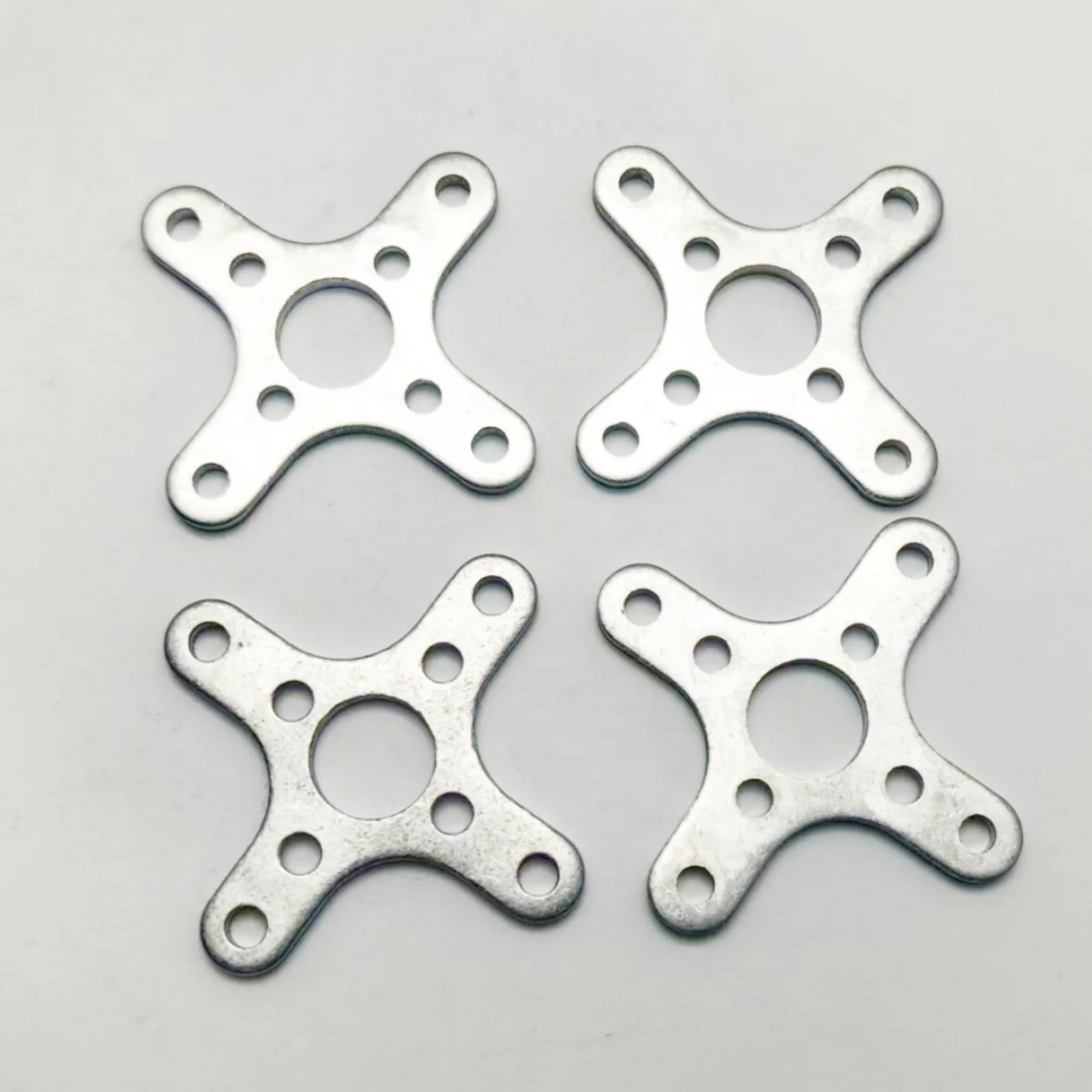 4pcs Metal Motor Base Mounting Cross Fixed Frame for 2212/2208 Motor RC Model