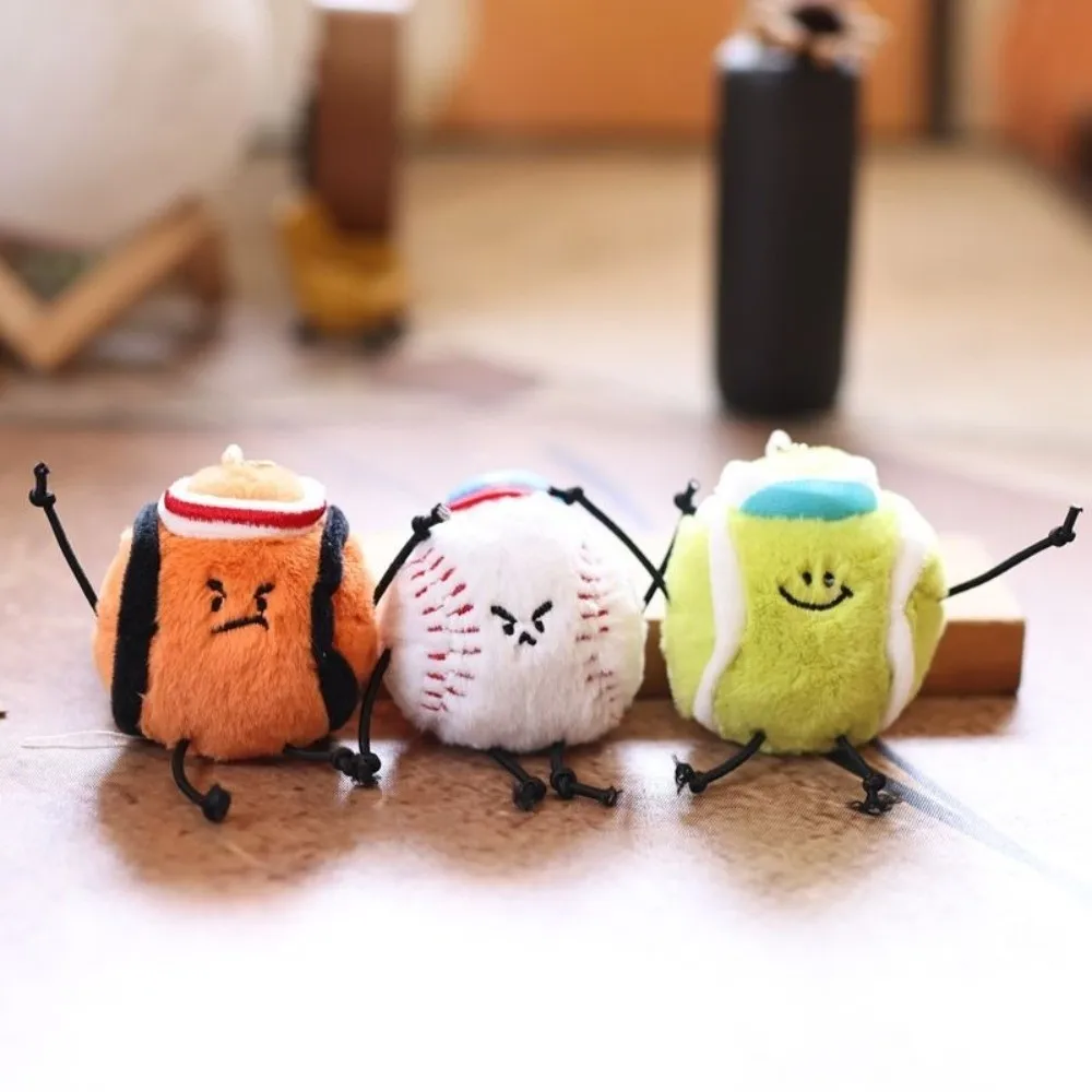 Nuovo ciondolo da basket da baseball rugby Portachiavi sorridente carino Espressione divertente creativa Ciondolo tipo palla Regali di compleanno