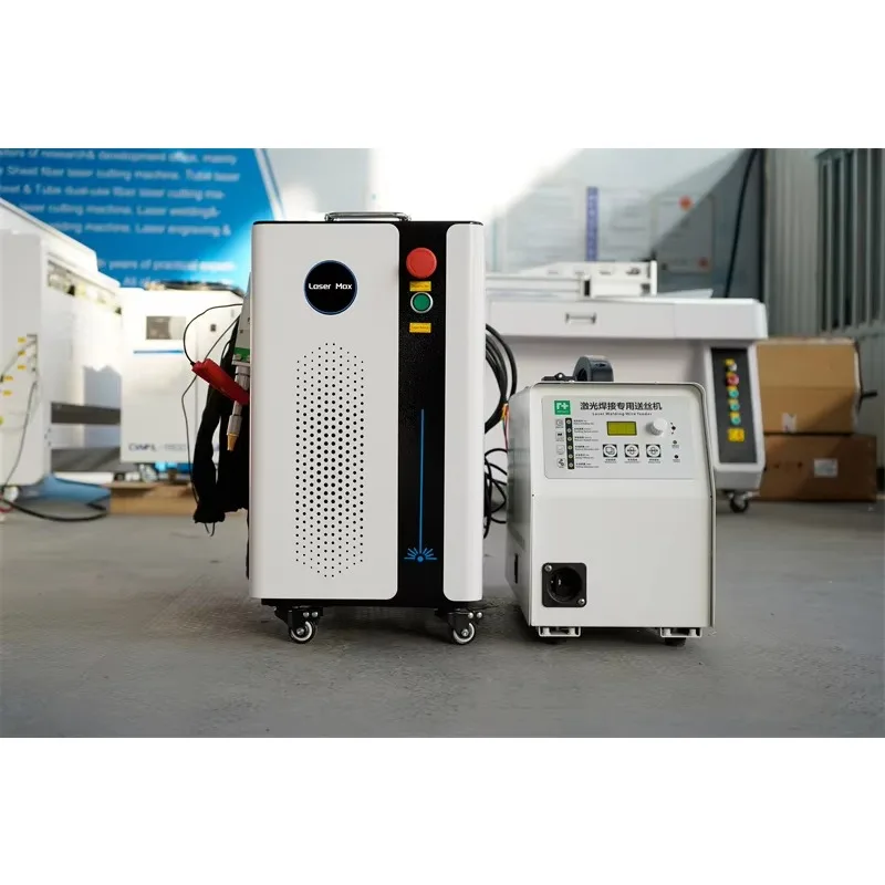 Macchina per la rimozione della ruggine dell'attrezzatura per saldatura laser industriale / Macchina per la pulizia della ruggine / Pulitore laser per metallo