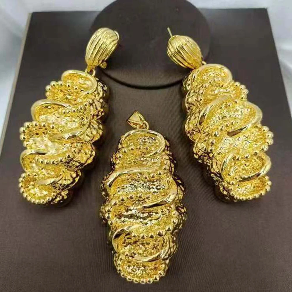 Trendy luxury fine Light Weight Two Pieces Jewelry Set For Women charming Collar Earrings Wedding Party Free Shipping  Jewellery