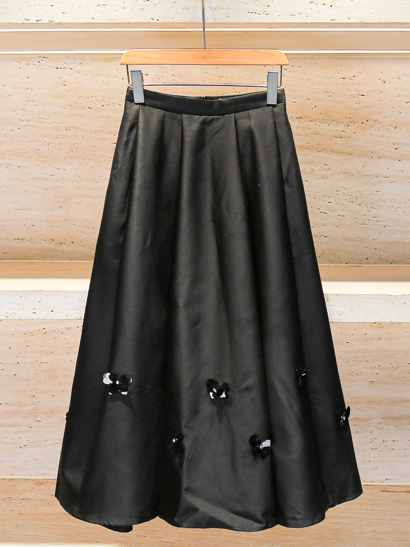 

High Waist A-Line Midi Skirt with 3D Decoration Commuter Sle Simple Design Hepburn Flair Long Women's Skirt