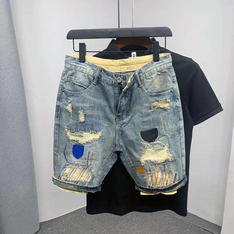 

Шорты мужские джинсовые в стиле K-POP, уличная одежда с вышивкой, потертые ковбойские короткие брюки в Корейском стиле, модные повседневные штаны до колен, лето 2024