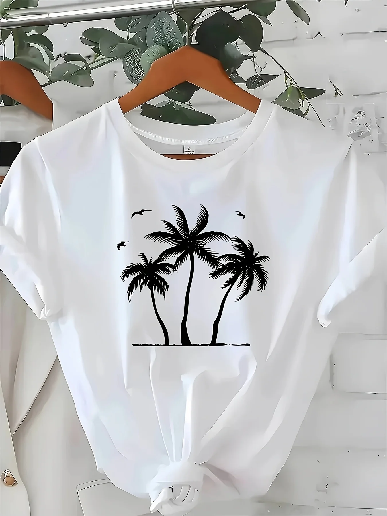 Tropical Palm Tree Graphic T-Shirt Casual Short Sleeve Crew Neck Summer Sleeved Harajuku Streetwear Tops Tees Aesthetic Clothes