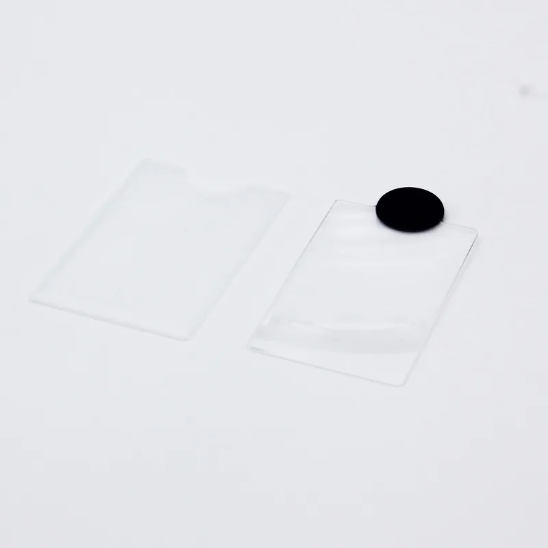 3X มือถือแว่นขยายแบบพกพาโปร่งใส Business Card ประเภทแว่นขยาย Fresnel เลนส์สำหรับอ่านหนังสือพิมพ์หนังสือ
