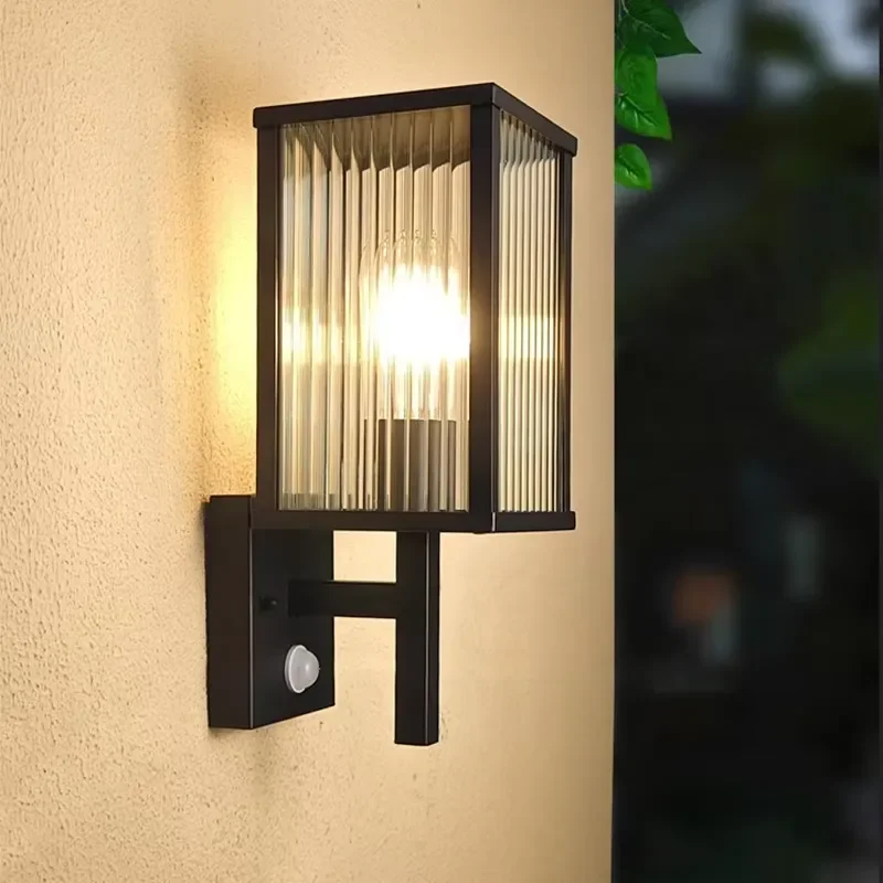 Modern Minimalist Design Wall Mounted Square Light Emitting Diode Outdoor Garden Wall Light with Light Sensor Recessed and