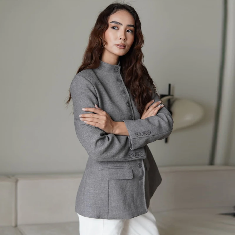 Damen-Blazer mit Stehkragen und Taillenbetonung, elegant, langärmelig, einreihig, schmal geschnitten, schicke Bürojacke – Detail 25