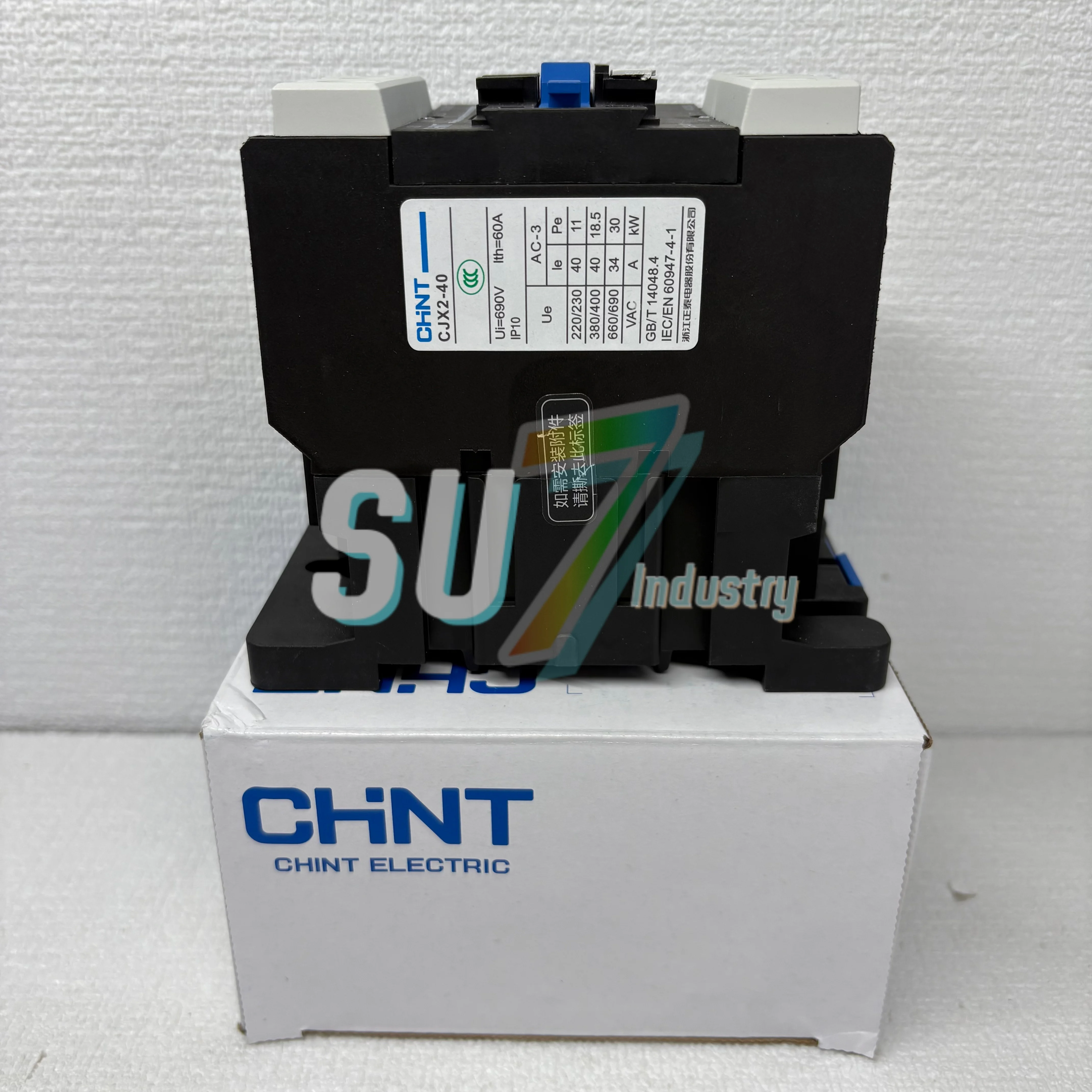 

Новый оригинальный контактор переменного тока 220В CJX2-4011