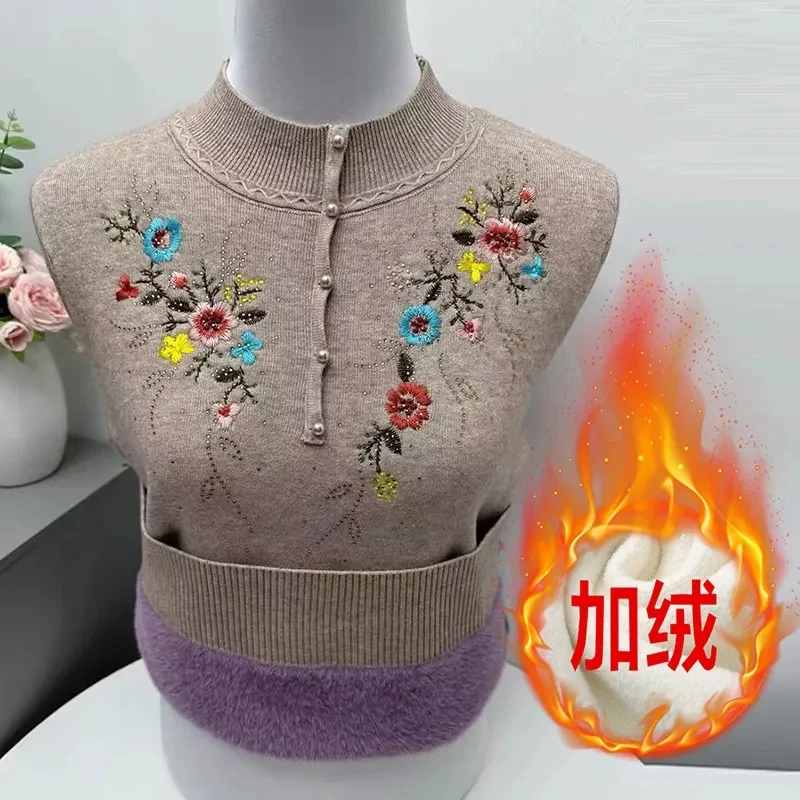 Mother's Winter Plush Thicken Sweater Elderly Women Embroidered Pullover Sweater Casual Large Size Knitted Jumper Feminia 5XL