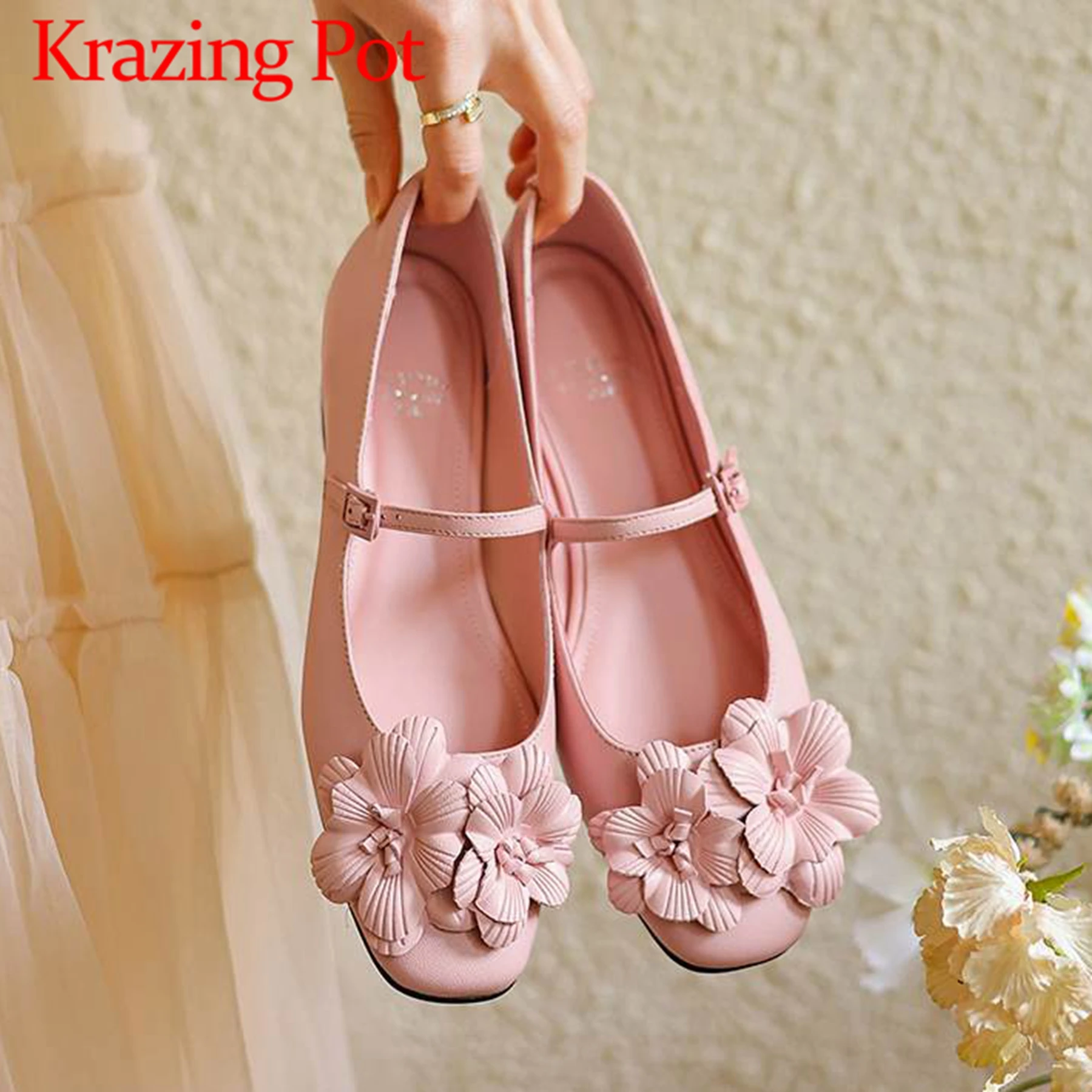 

Krazing Pot Sheepskin Buckle Straps Med Heels Summer Fashion Round Toe Three-dimensional Flowers Mary Janes Princess Women Pumps