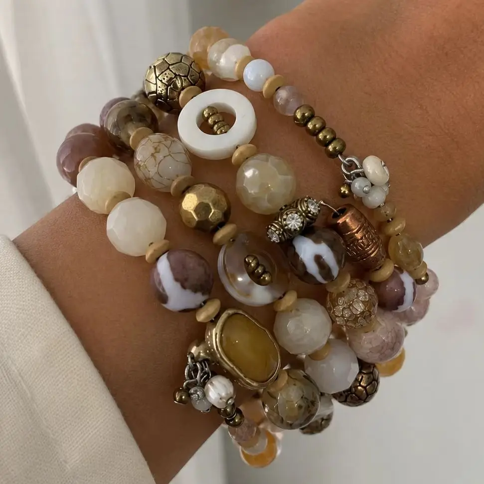 4PCS Crystal Beaded Bracelet Set for Women Vintage Charm Boho Stackable Bracelets Vintage Statement Fashion Jewelry Gift
