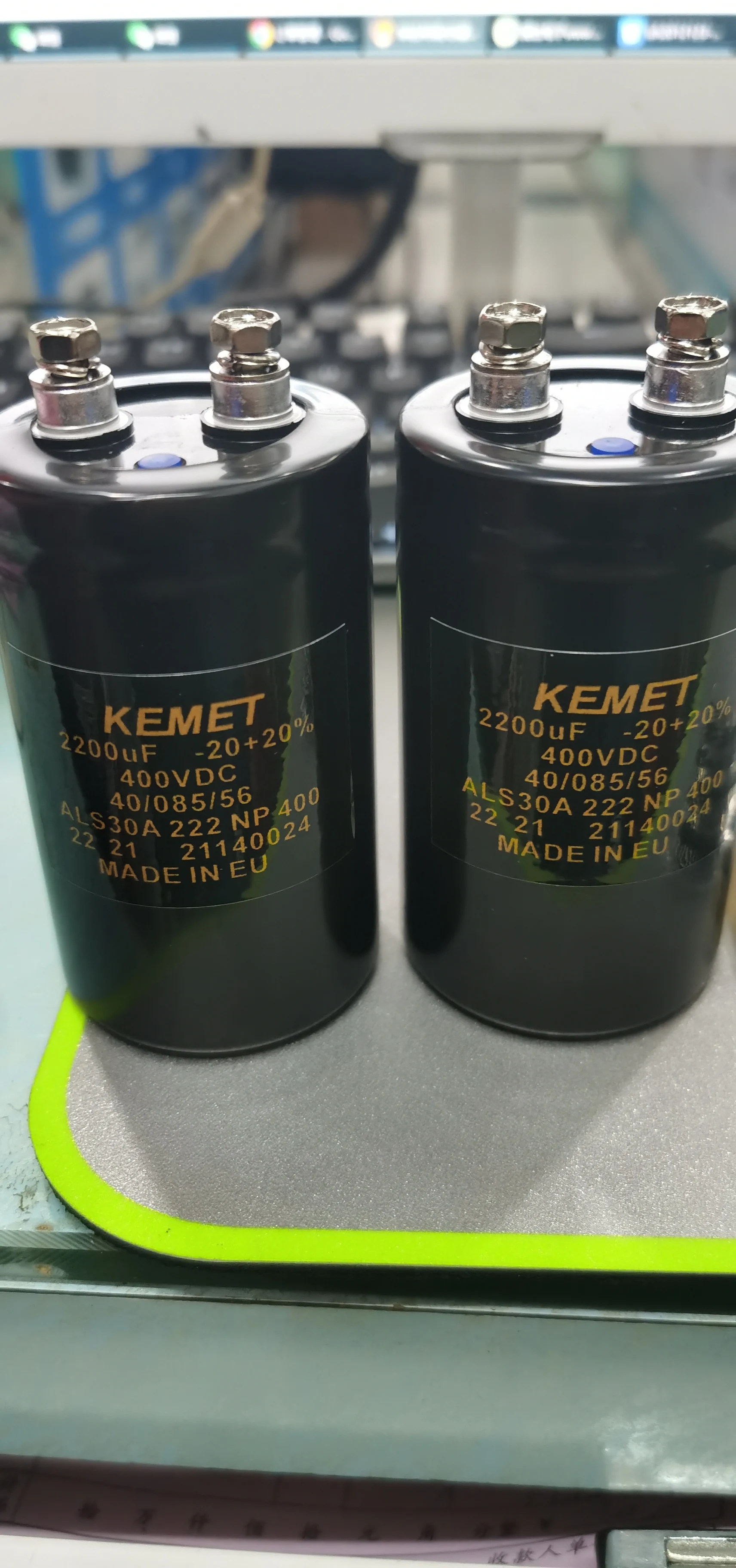 

1 шт./лот, новый оригинальный алюминиевый электролитический конденсатор 400В 2200мкФ 50x80мм с винтовым креплением